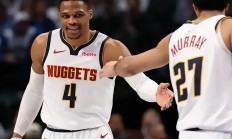 开云在线直播-雄鹿爆冷湖人B队，乔治·希尔制霸全场的简单介绍