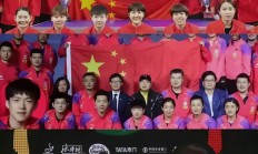 开云体育APP下载-篮球冠军奖杯：强者同堂赛场灿烂的简单介绍