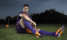 开云体育直播-争冠之夜，赖斯一锤定音，从质疑到核心，他用实力定义中场价值