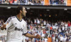 开云体育平台APP-跨界主宰，恩比德德甲争冠战接管比赛，猛龙精神终结雷霆时代