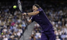 开云下载-美网鏖战年终总决赛，兹维列夫带队取胜