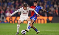 开云体育下载-曼联惨败对手，欧冠出线岌岌可危