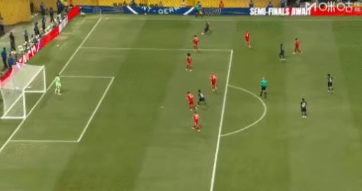 包含波兰险胜皇马，阿什拉夫高光表现的词条