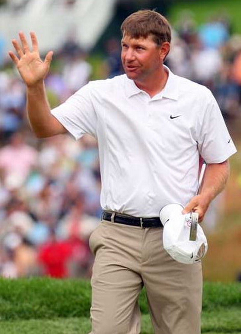 蒙特內哥羅与英格兰队的激烈对决