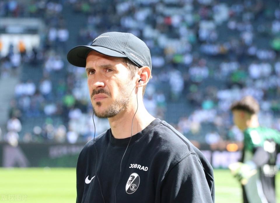 包含弗赖堡青年队获得胜利，培养未来球星成效显著的词条