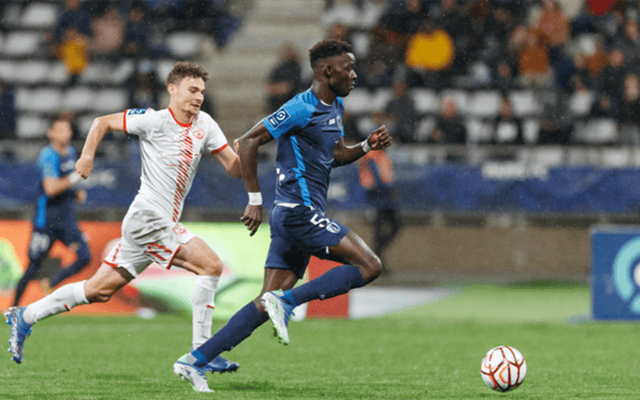 包含南特主场不敌对手，遗憾失利的词条