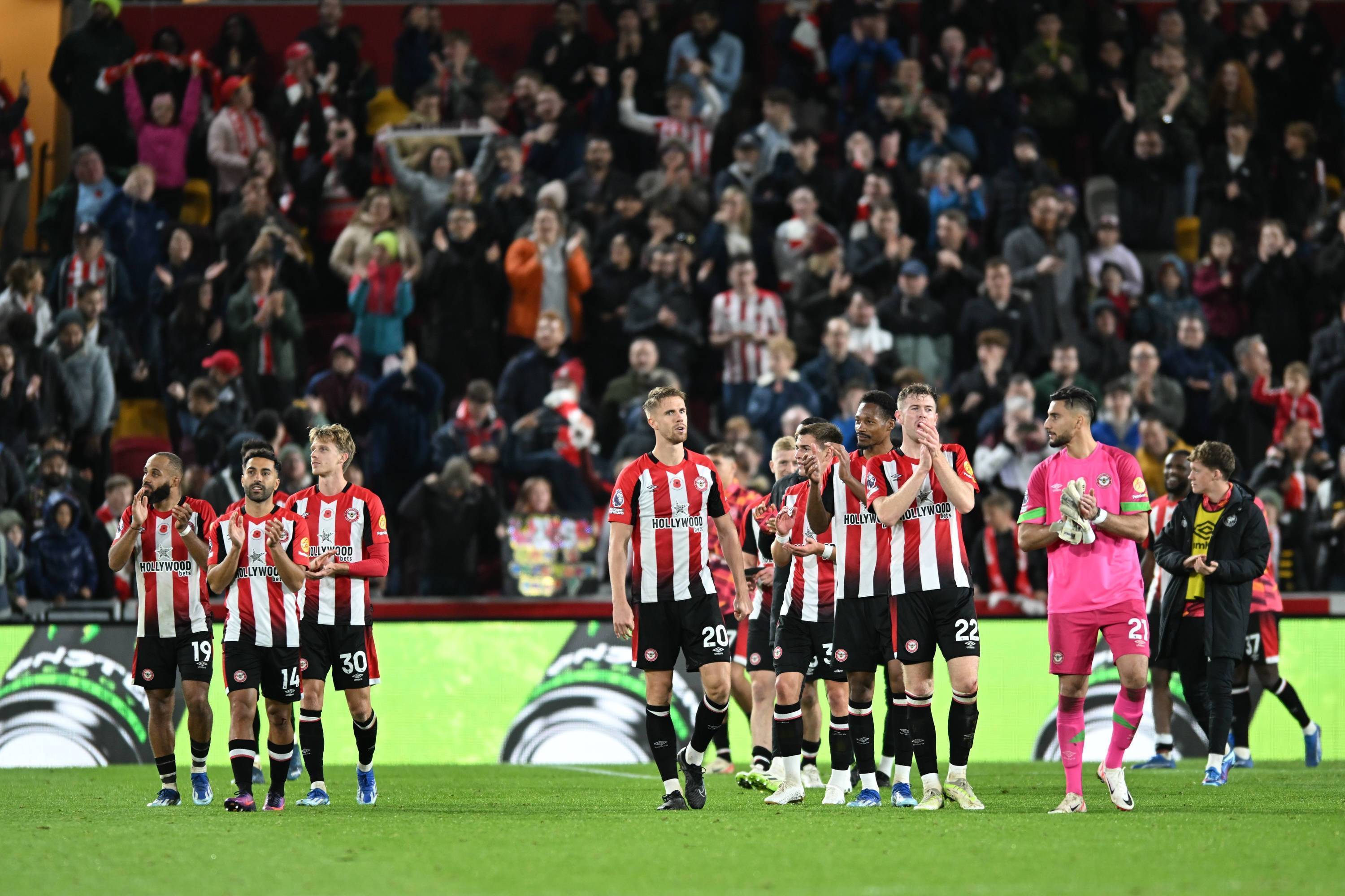 阿森纳客场失利，防线犯错误