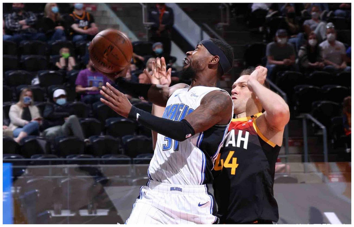 国王逆转火箭，费沃斯打破历史纪录的简单介绍