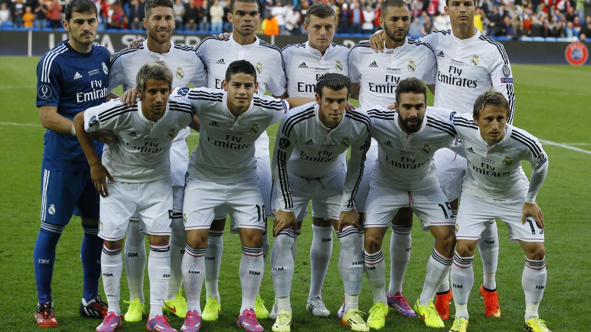 突尼斯险胜喀麦隆，奥亚尔萨瓦尔关键进球定乾坤，北非之鹰展翅翱翔