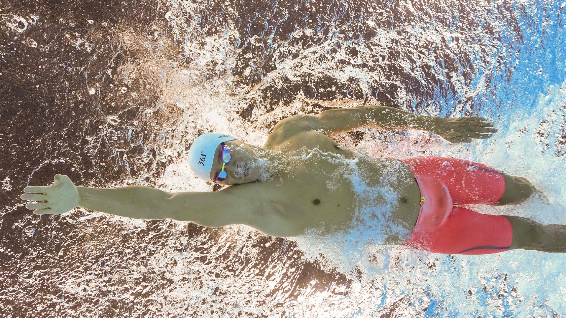 林高远破茧成蝶,日本队惊天逆转波兰—纪录之夜的双重奏